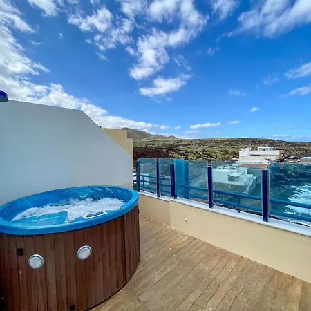 La Mar Loft With Hot Tub Holiday home *