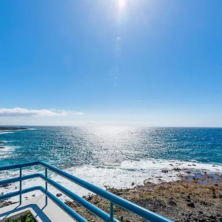 Holiday home La Mar Loft With Hot Tub Puertito de Guimar