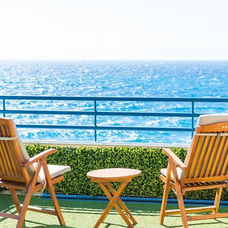 Holiday home La Mar Loft With Hot Tub