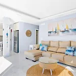 La Mar Loft With Hot Tub Сasa de vacaciones