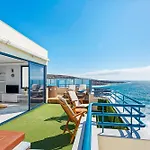 La Mar Loft With Hot Tub Сasa de vacaciones